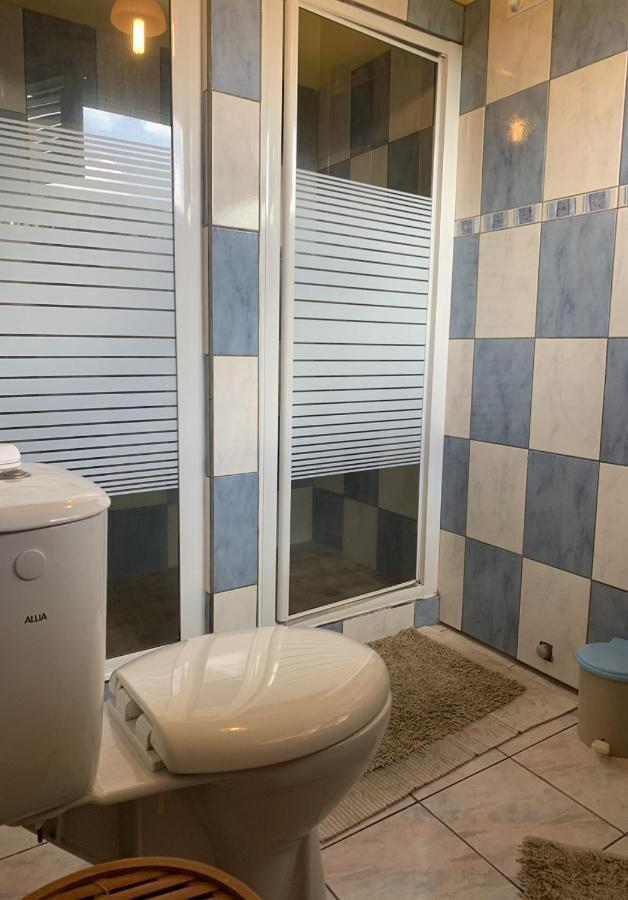 Hebergement Mouchas F4 - Dans Villa Les Polycias Sainte-Luce Exterior foto
